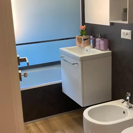 דירה Claudio Nel Cuore Di טרנטו